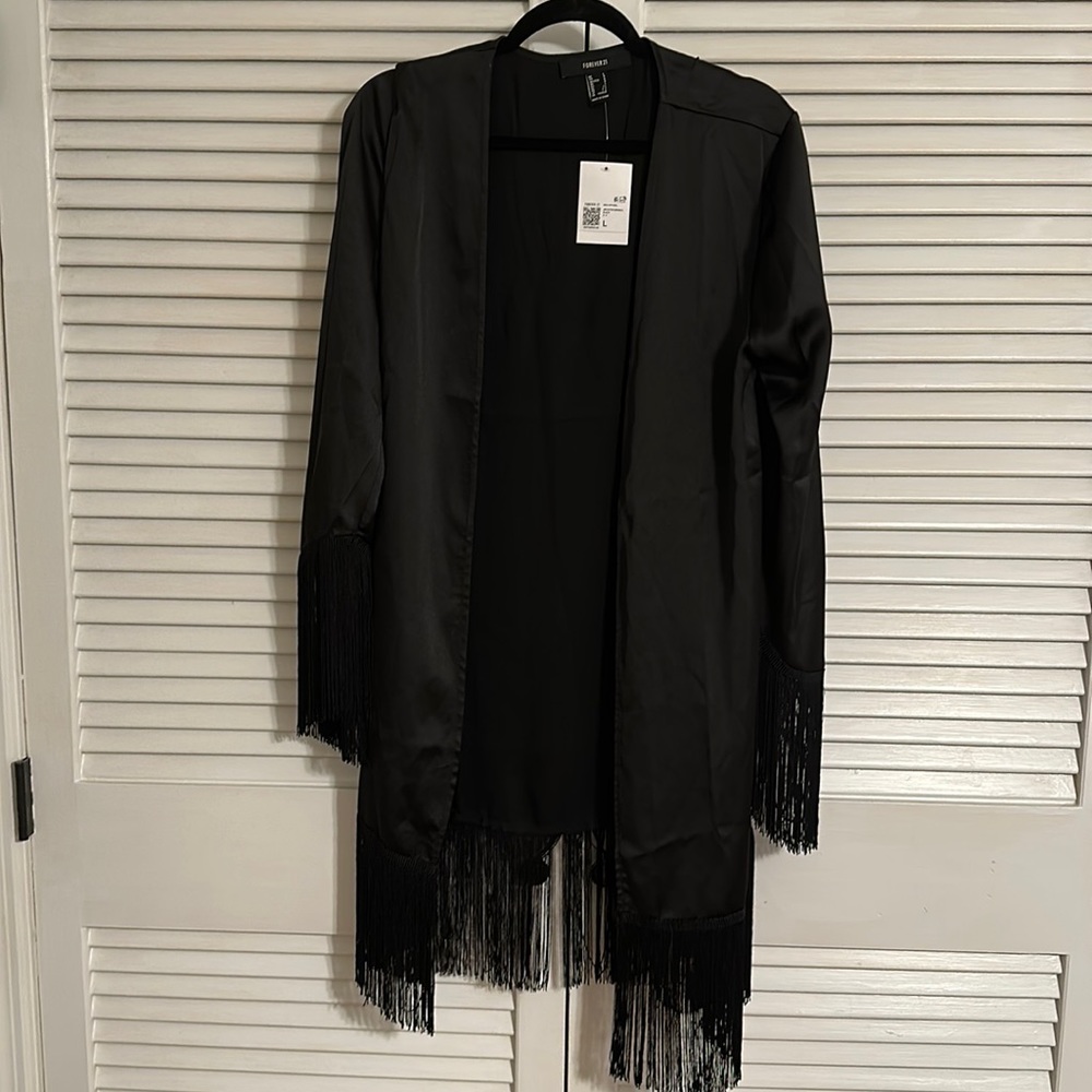 NWT Forever 21 Black fringe Shaw, Size L